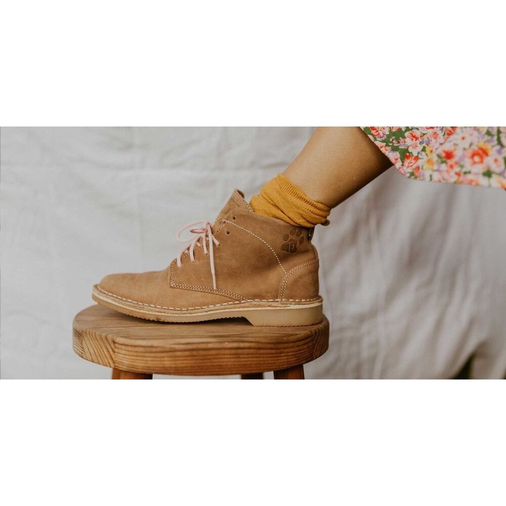 NEW $229 VELDSKOEN TAYLA JANE WOMEN'S CHUKKA LEATHER BOOTS SHOES Sz 6 - Picture 2 of 9